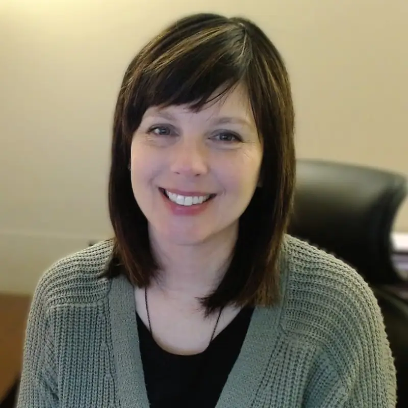 Headshot of Melissa Mathews