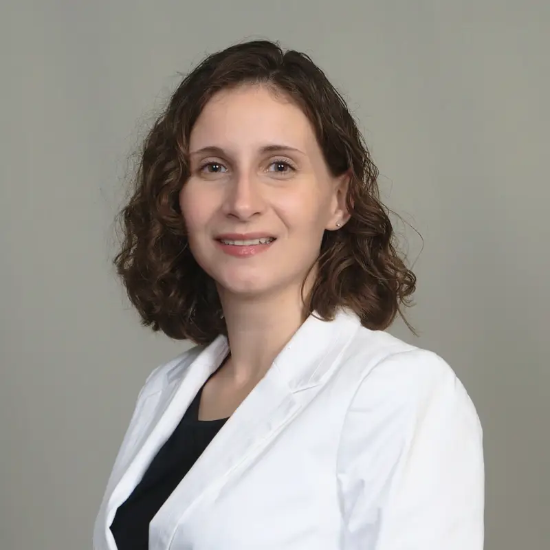 Headshot of Angela Georges