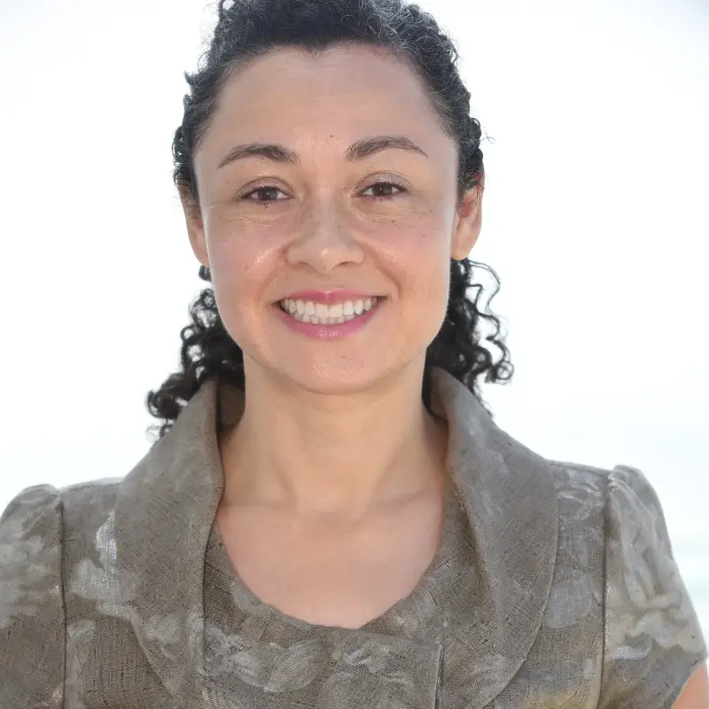 Headshot of Katharine Alley