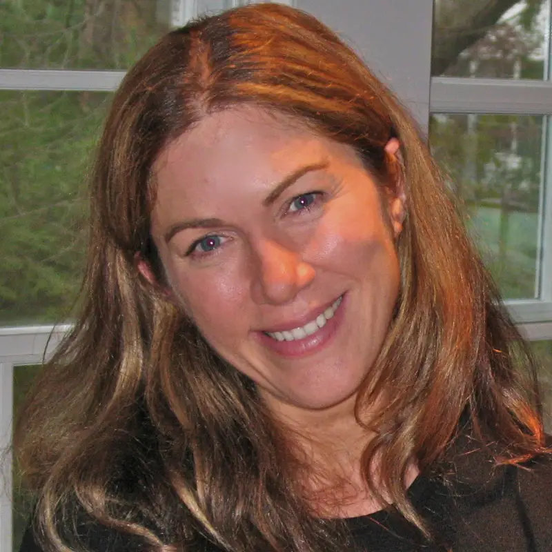 Headshot of Abbe Walter