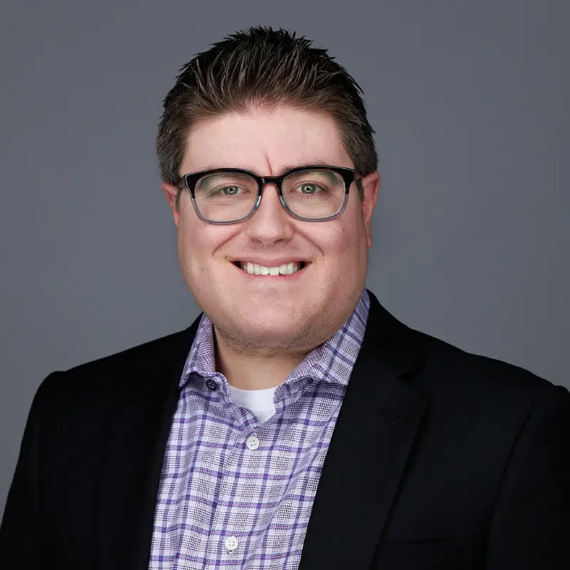 Headshot of Justin Clary