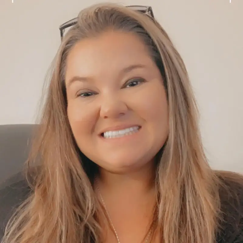 Headshot of Jennifer Maddox