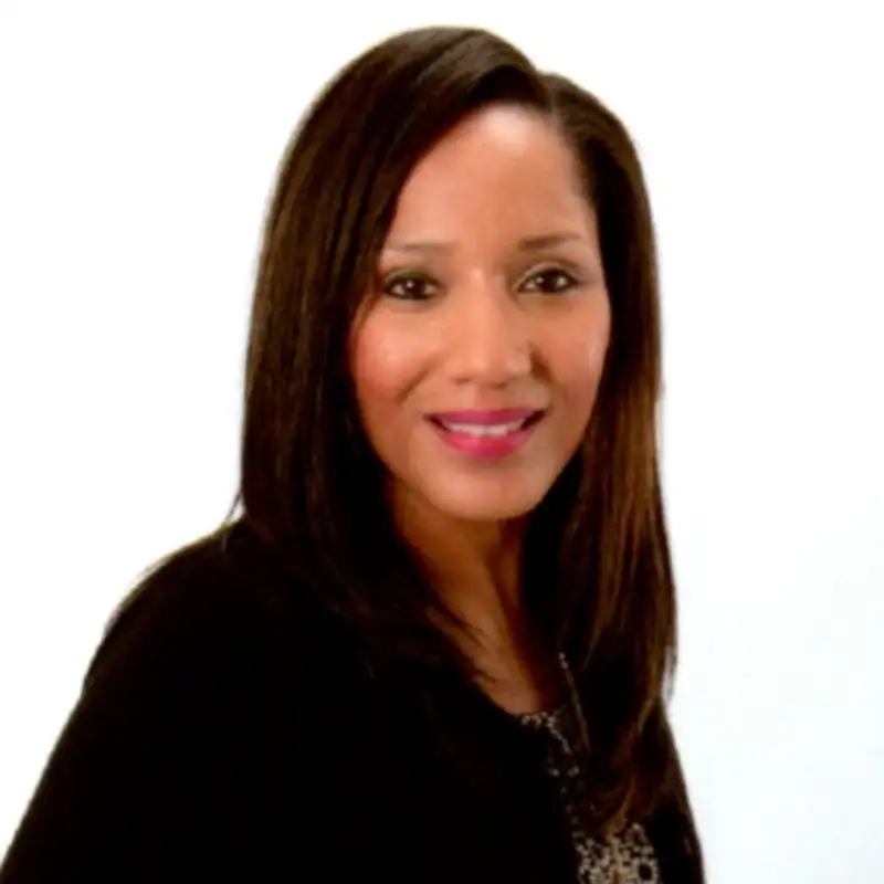 Headshot of Lisa Epps