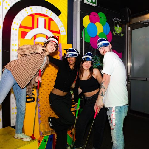 Par-Tee Putt mini golf in Toronto, Ontario