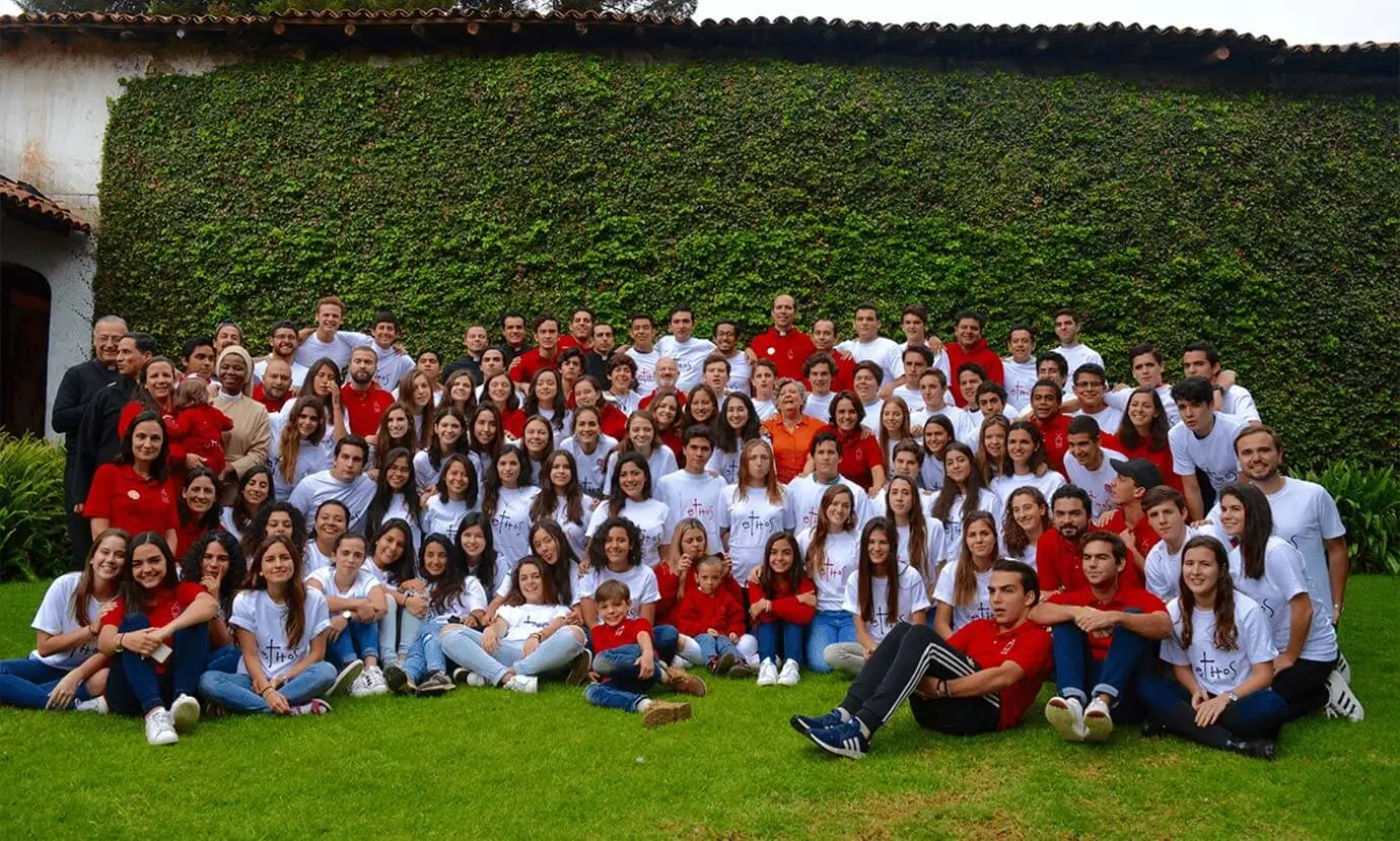 Fotografía de participantes del evento.