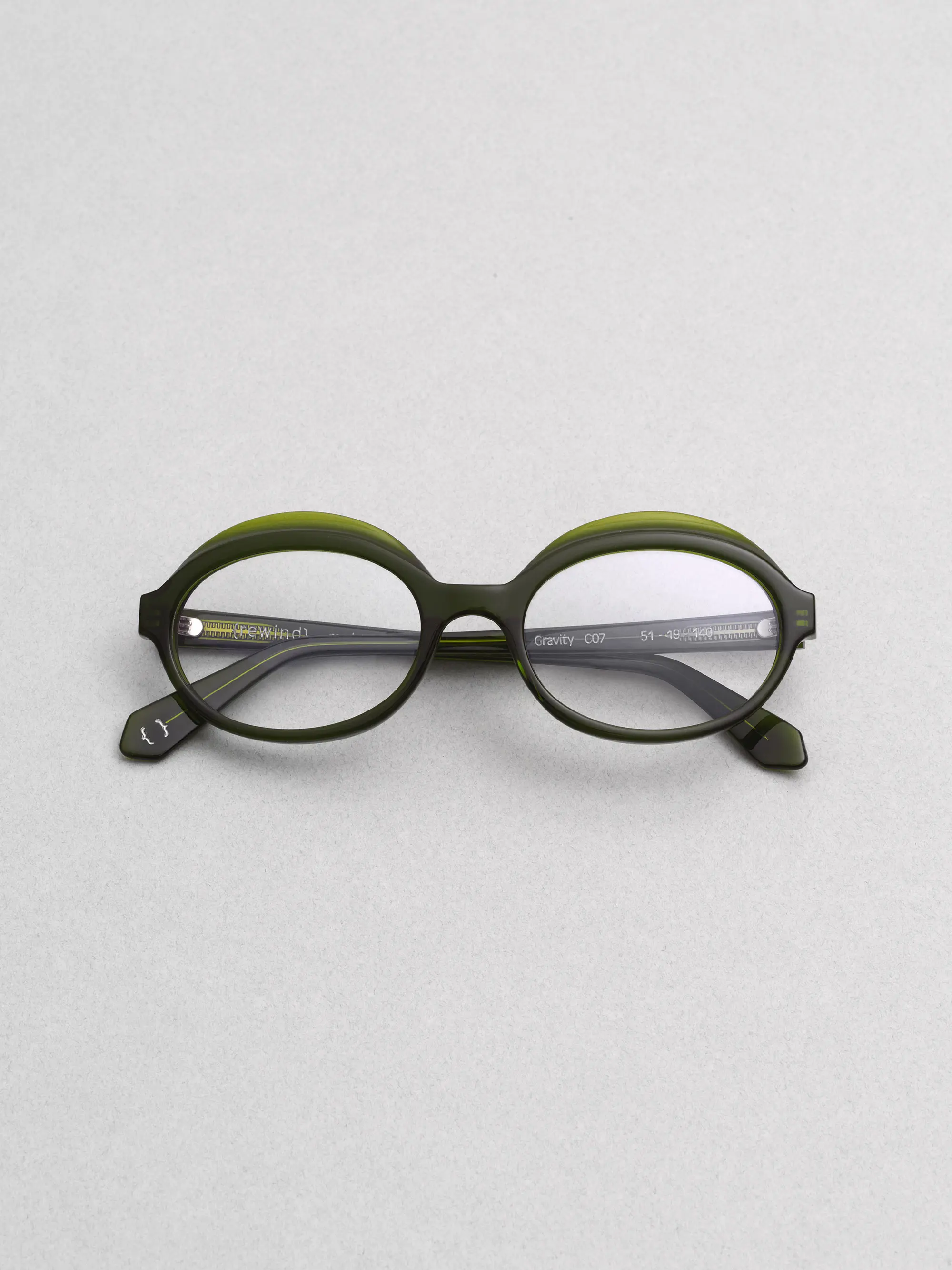 Rewind Eyewear – Gravity model, Italian vintage-inspired frames with a modern reinterpretation