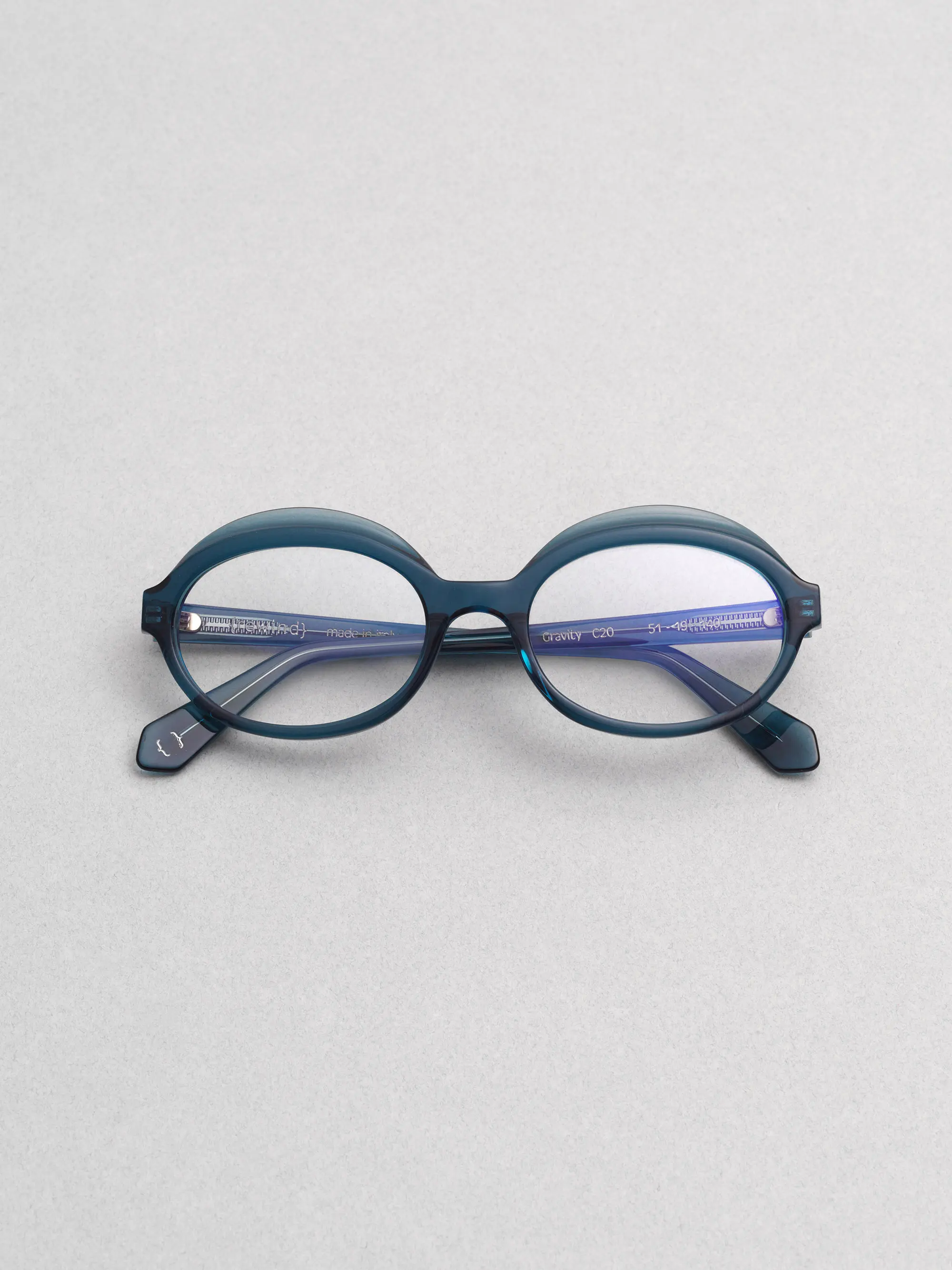 Rewind Eyewear – Gravity model, Italian vintage-inspired frames with a modern reinterpretation