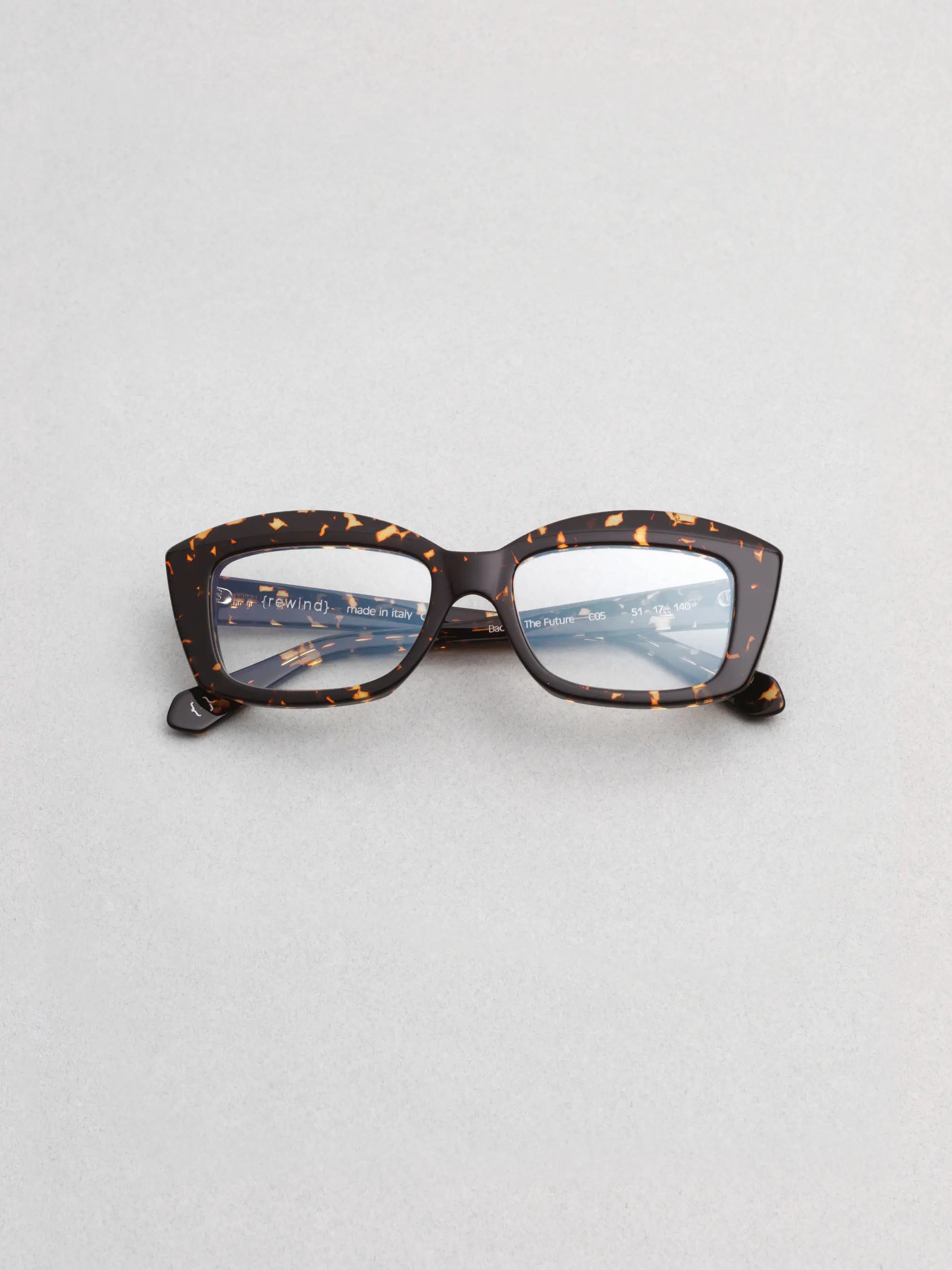 Rewind Eyewear – Back to the Future model, timeless Italian design inspired by the 1990s