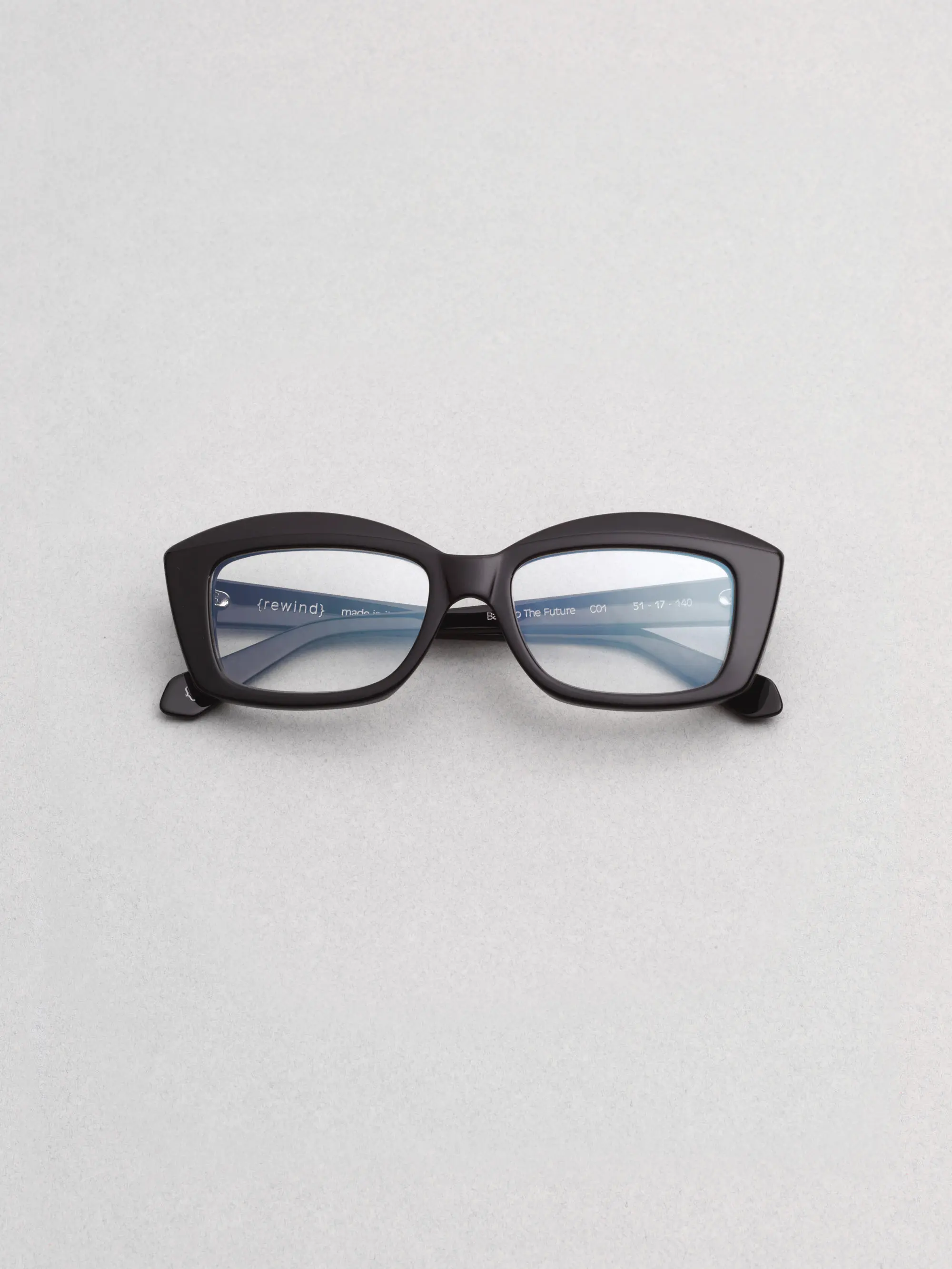 Rewind Eyewear – Back to the Future model, timeless Italian design inspired by the 1990s