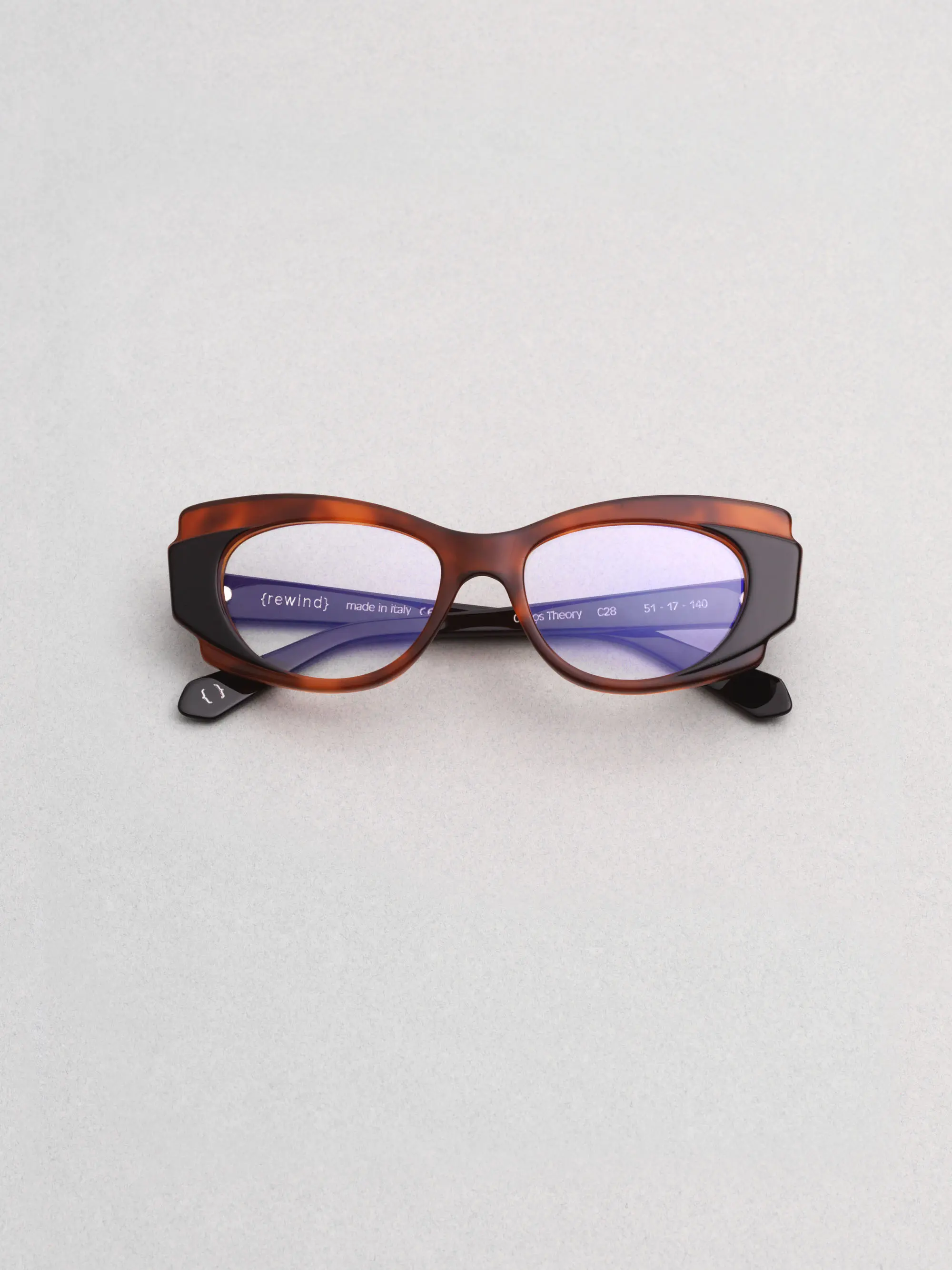 Rewind Eyewear – Chaos Theory model, contemporary Italian eyewear with 1990s inspiration