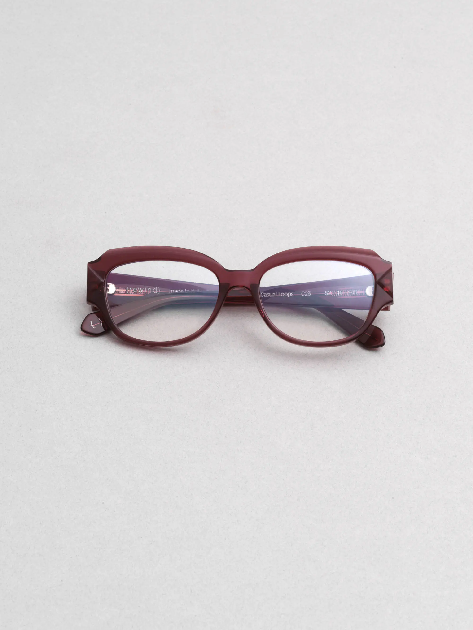 Rewind Eyewear – Casual Loops model, vintage-inspired Italian frames with a modern twist