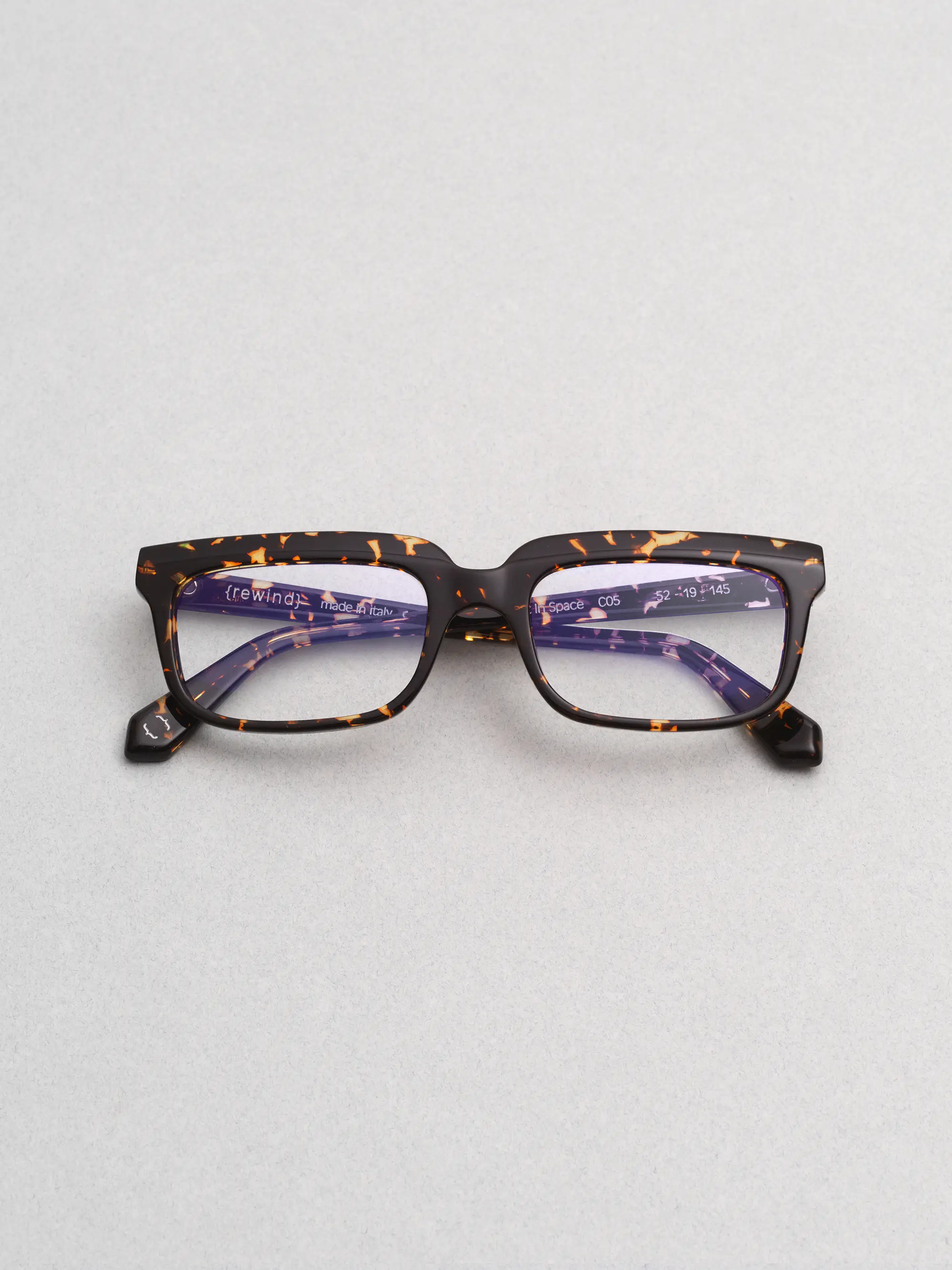 Rewind Eyewear – Lost in Space model, bold Italian design with 1990s retro inspiration