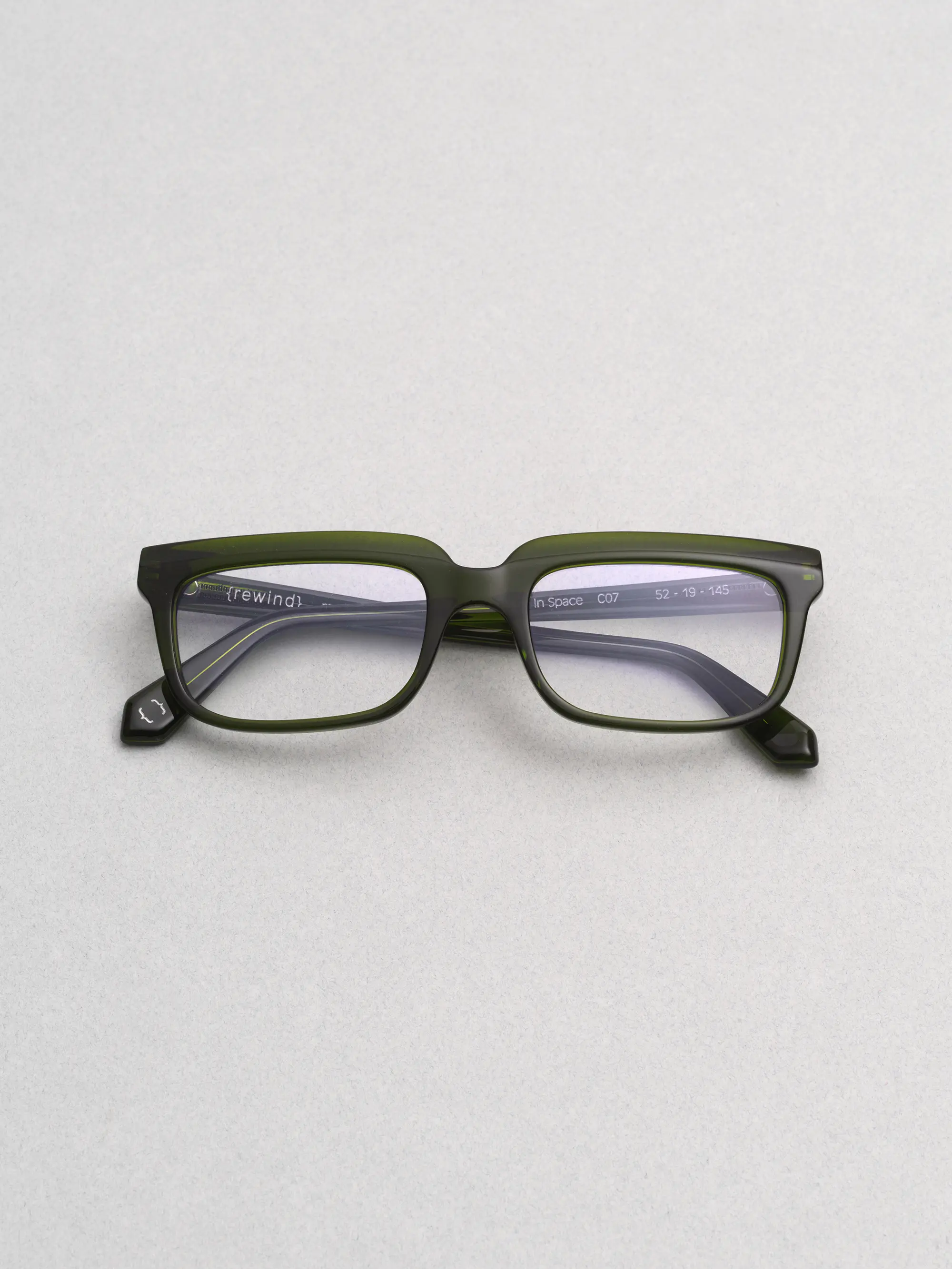Rewind Eyewear – Lost in Space model, bold Italian design with 1990s retro inspiration