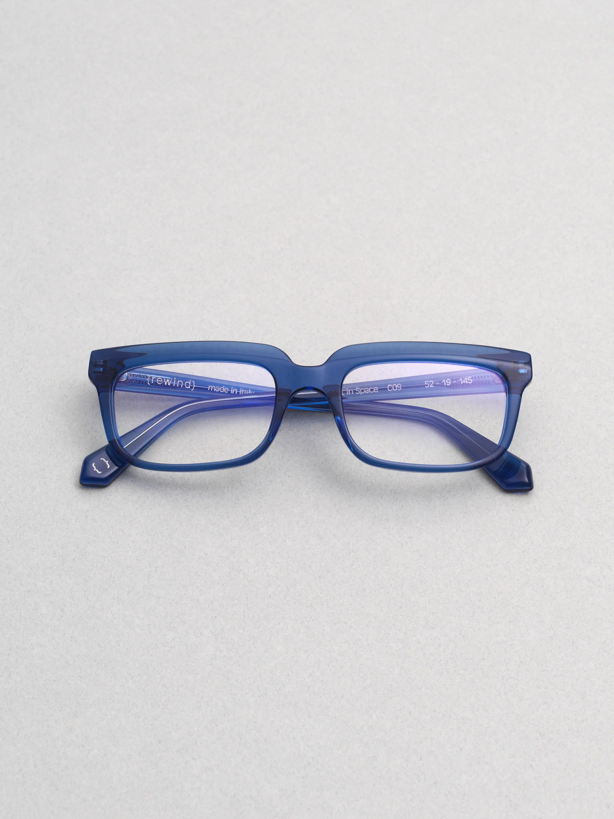 Rewind Eyewear – Lost in Space model, bold Italian design with 1990s retro inspiration