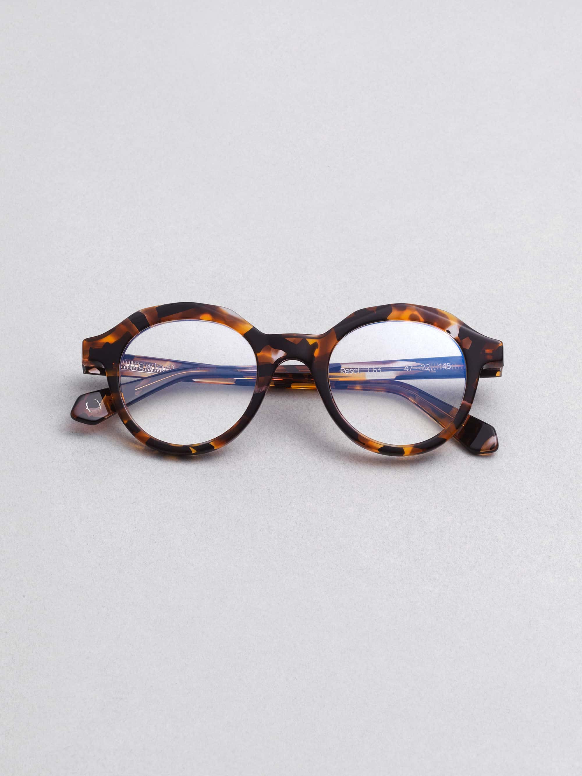 Rewind Eyewear – Memento model, refined Italian eyewear inspired by 1990s vintage style