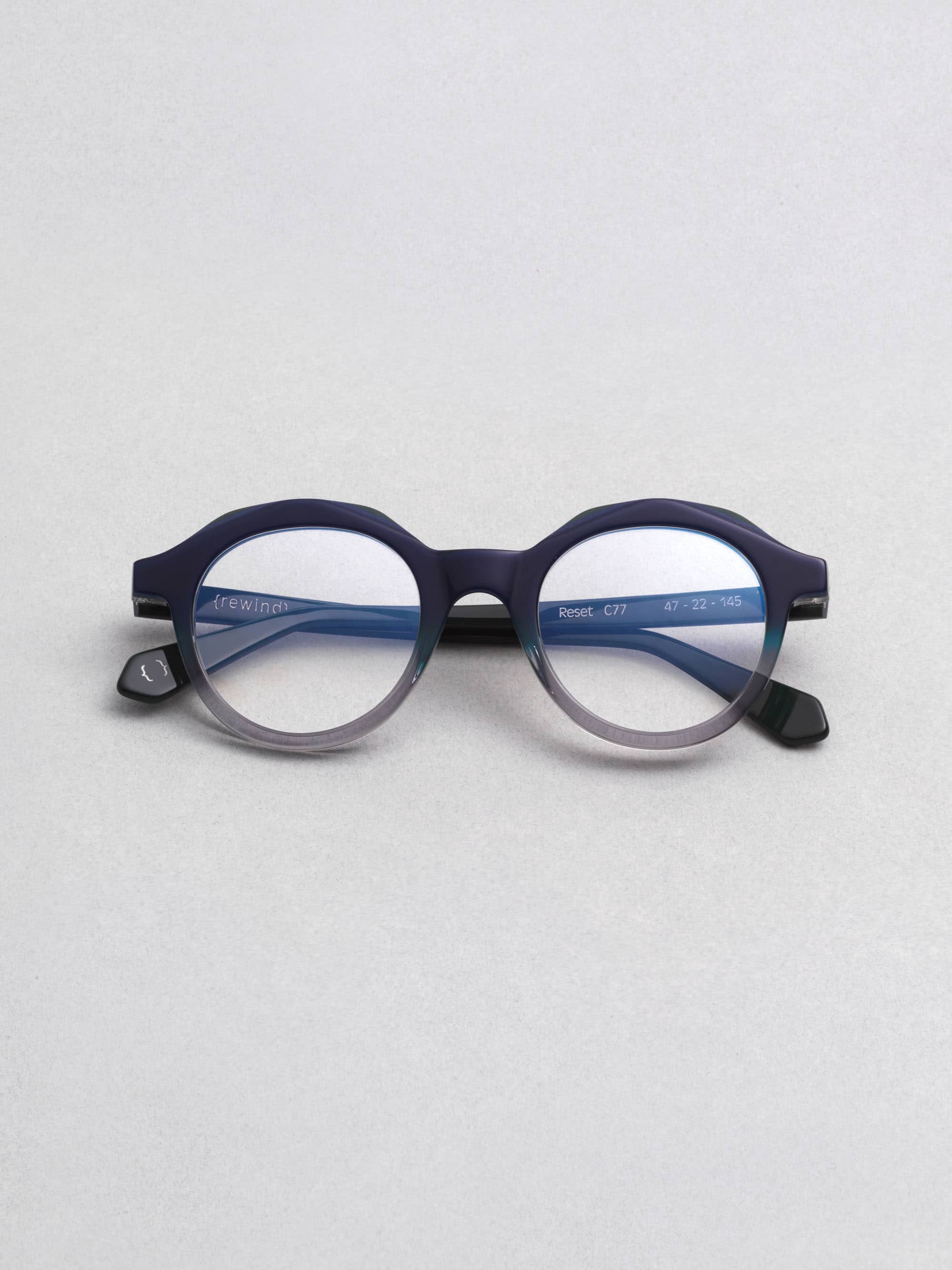 Rewind Eyewear – Memento model, refined Italian eyewear inspired by 1990s vintage style