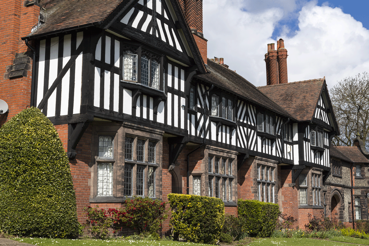 What Are Listed Buildings, and What Are the Restrictions?