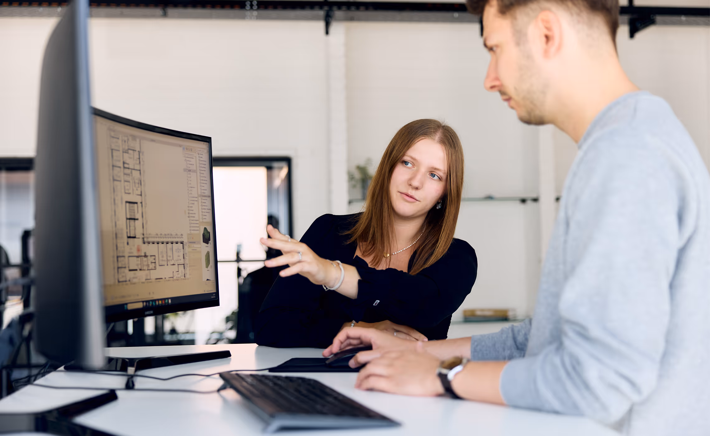 Stilvolles Einfamilienhaus mit Satteldach und Garage