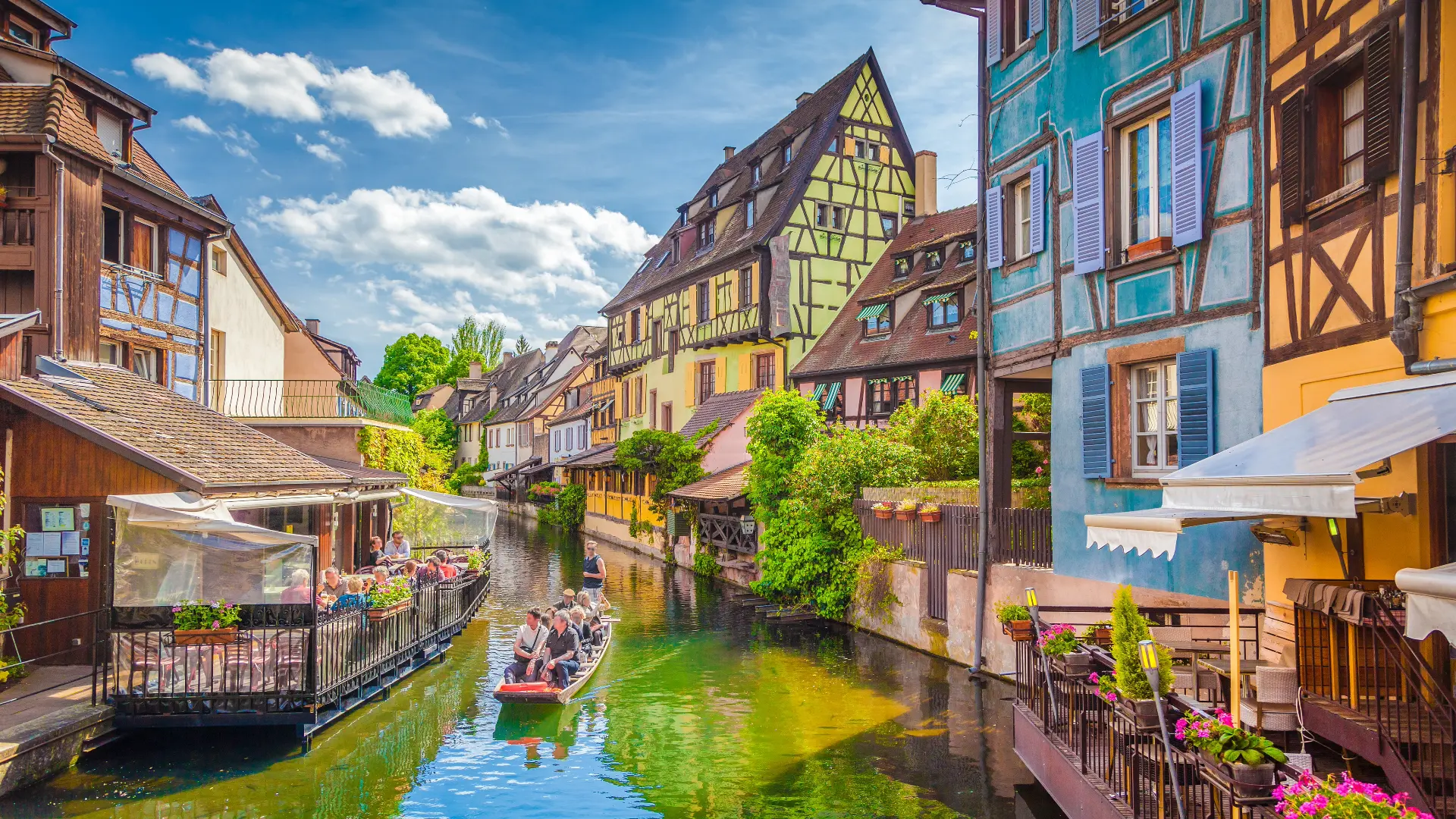 Influencer Payment Regulations in France Playbook