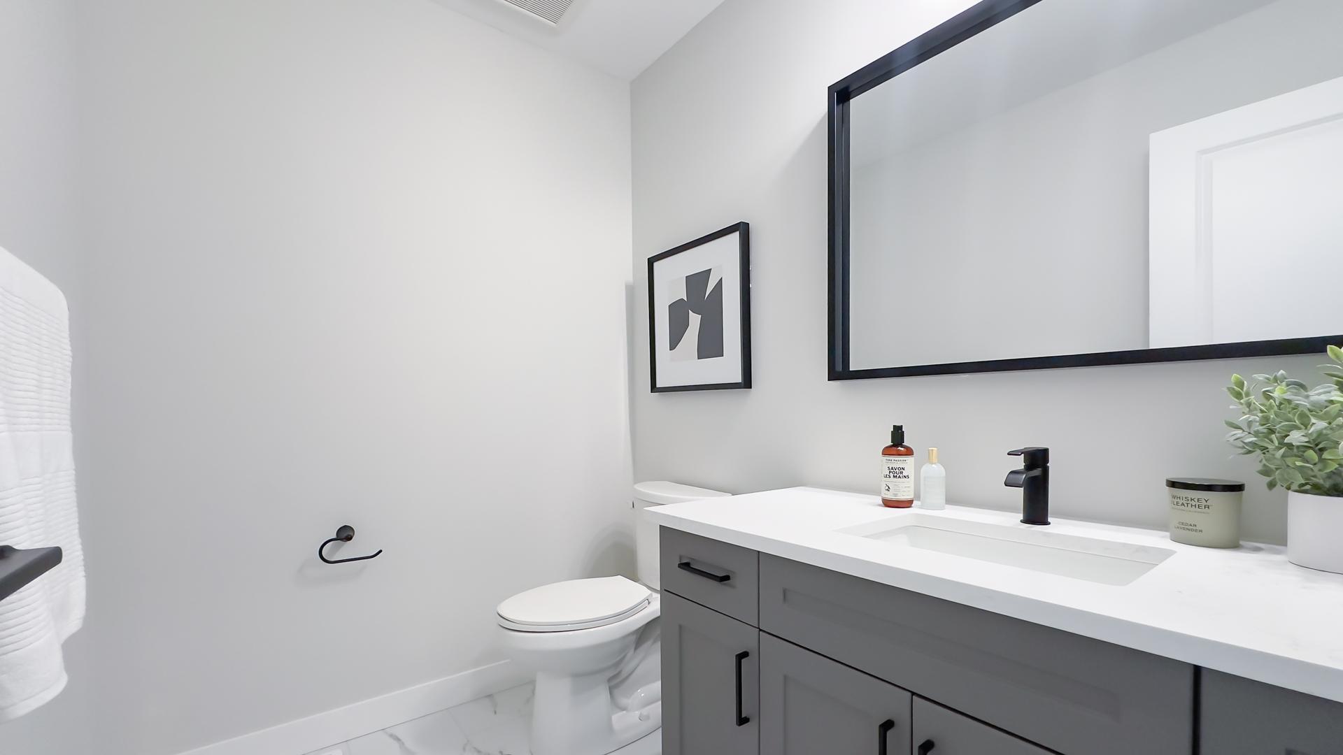 Modern Bathroom with quartz countertop