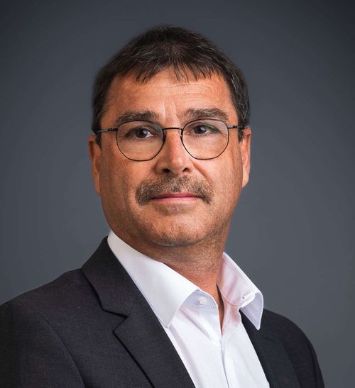 Thomas Rauen Rohde KI-gestützte Spend- & Price Intelligence für die produzierende ...