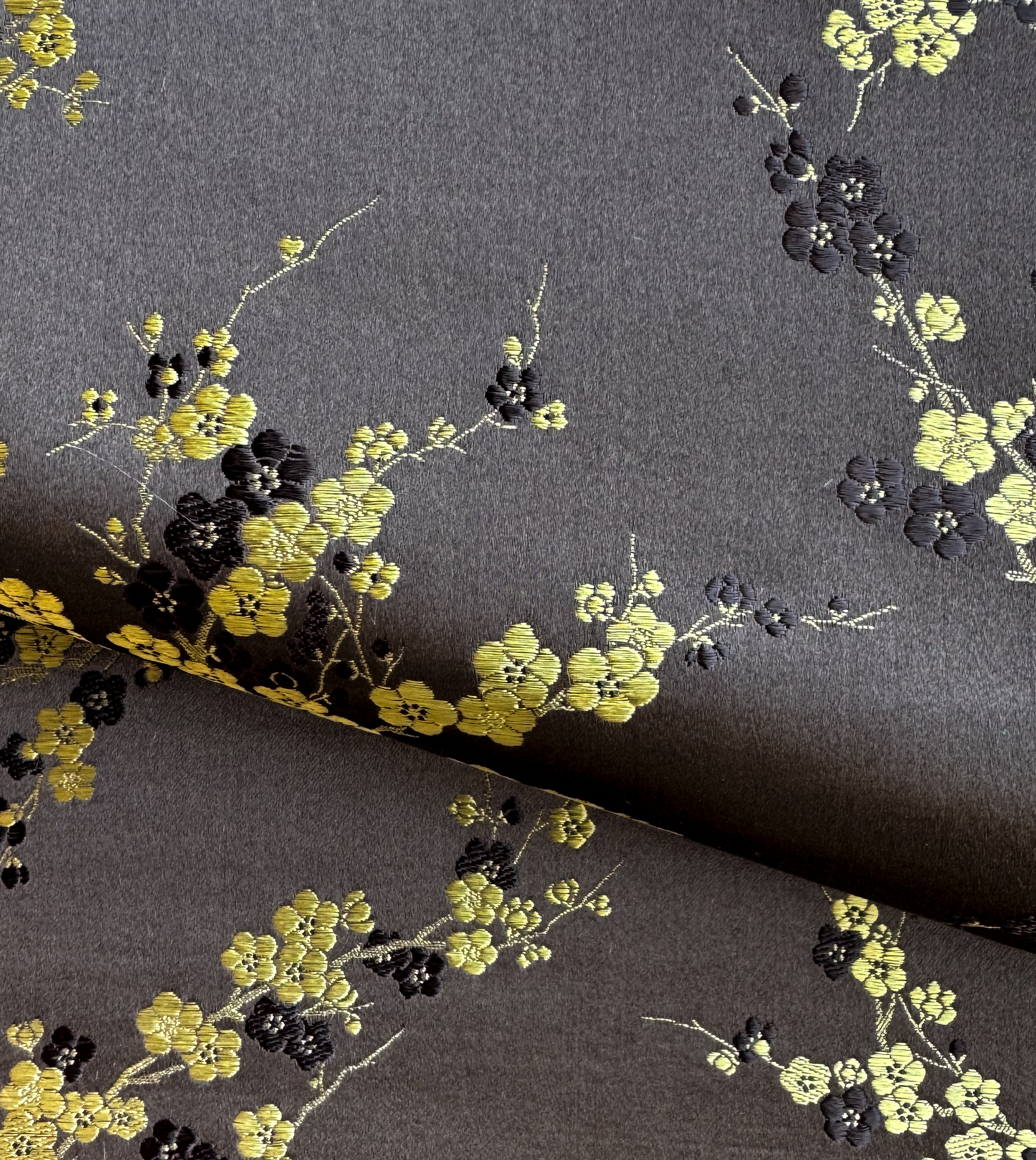 Tapestry / Gold Brown Cherry Blossom