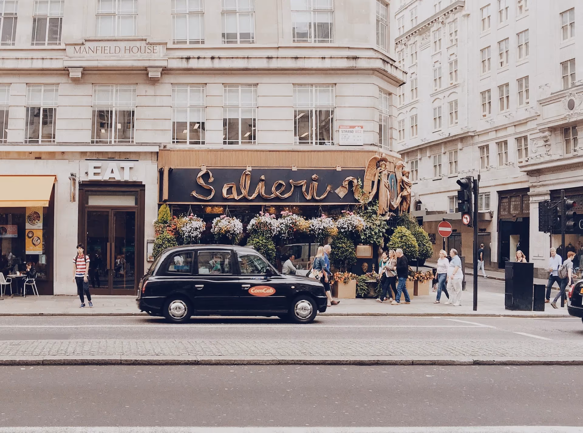 Best Anniversary Restaurants in London: Top Romantic Dining Spots for Your Special Day