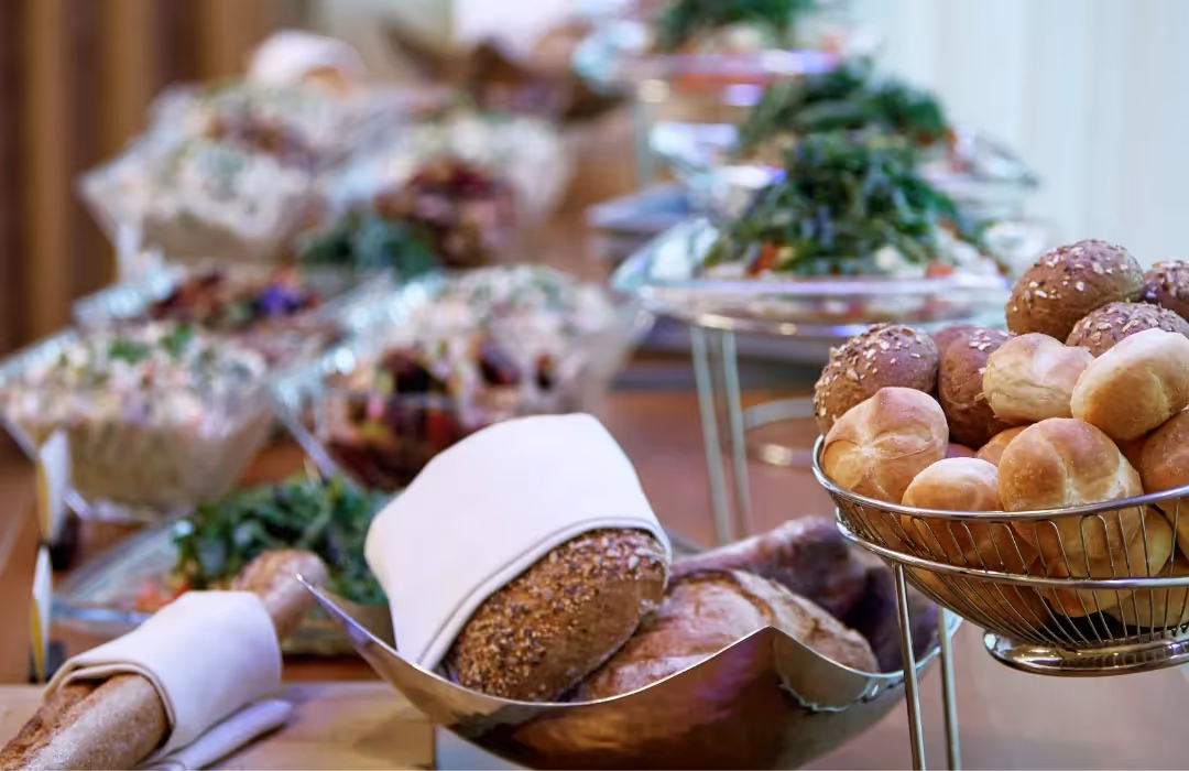 Breakfast and Networking: How to Encourage Interactions