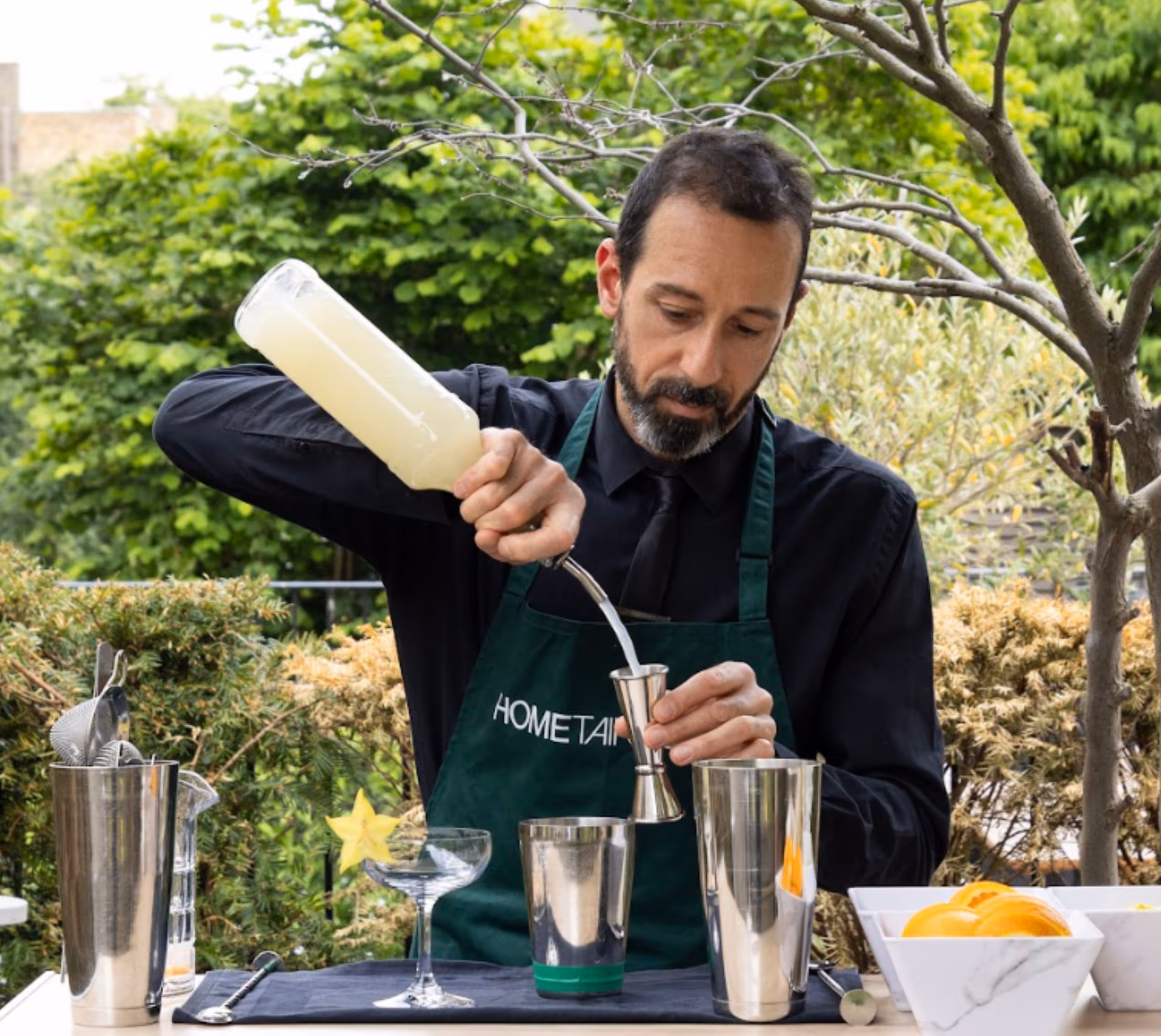 10 Signature Cocktails to Impress Your Guests – Without Lifting a Finger