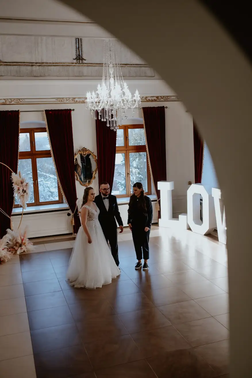 Lewandowska Wedding Planner, sala weselna, przygotowania, napis LOVE