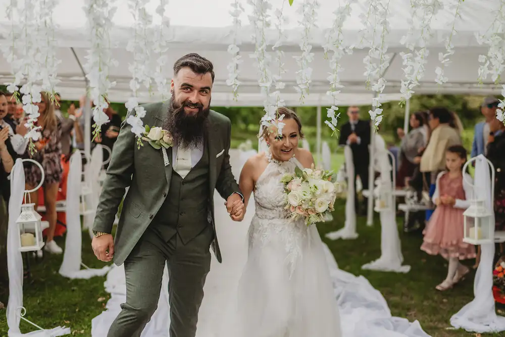 szczęśliwa para młoda, organizacja wesel Lewandiwska