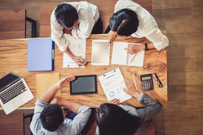 How to build effective governance structures for sustainability reporting compliance