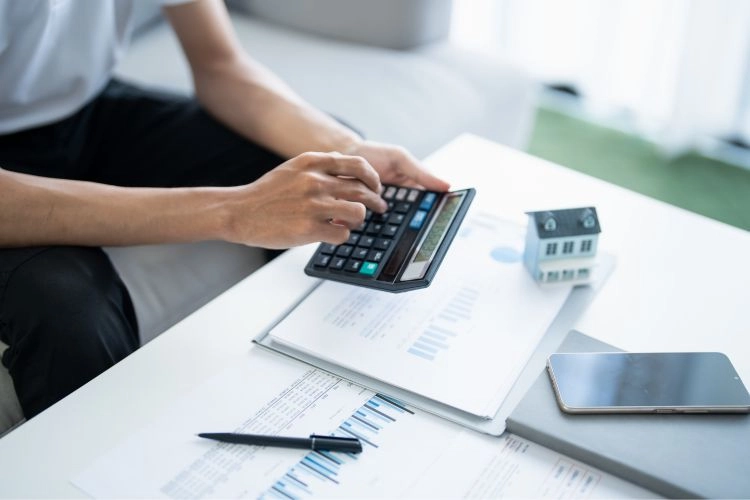 Gender pay ratio and pay equity measurements