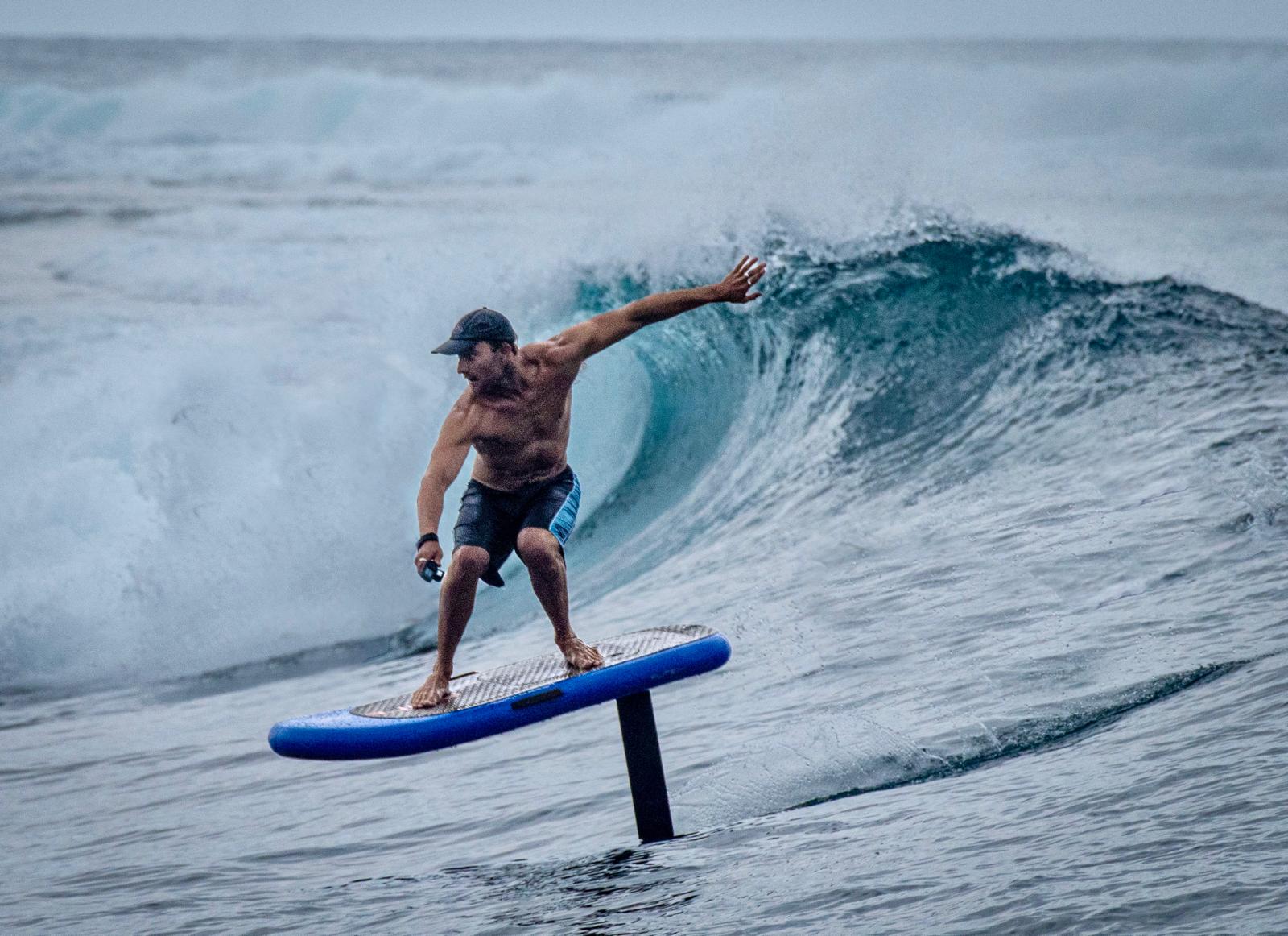 E-foiling Villa Mentawai