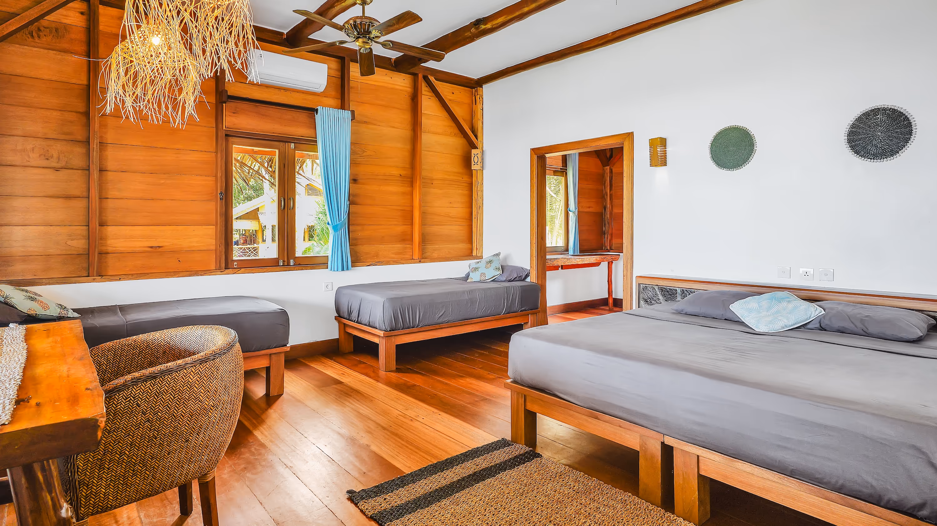 Family room villa mentawai
