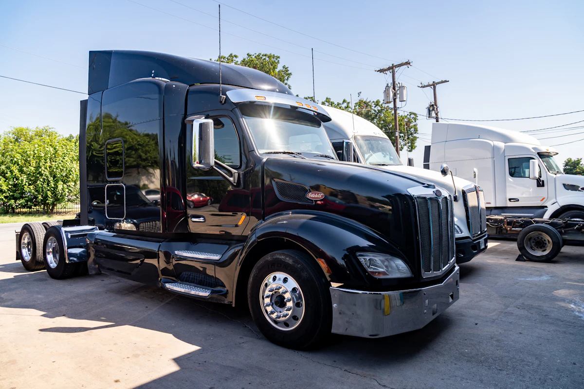 Mobile fleet maintenance services in California