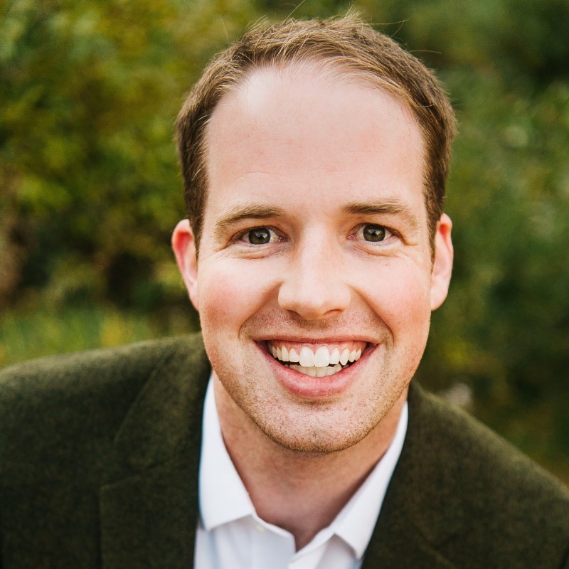 photo: headshot of Daniel Haslam
