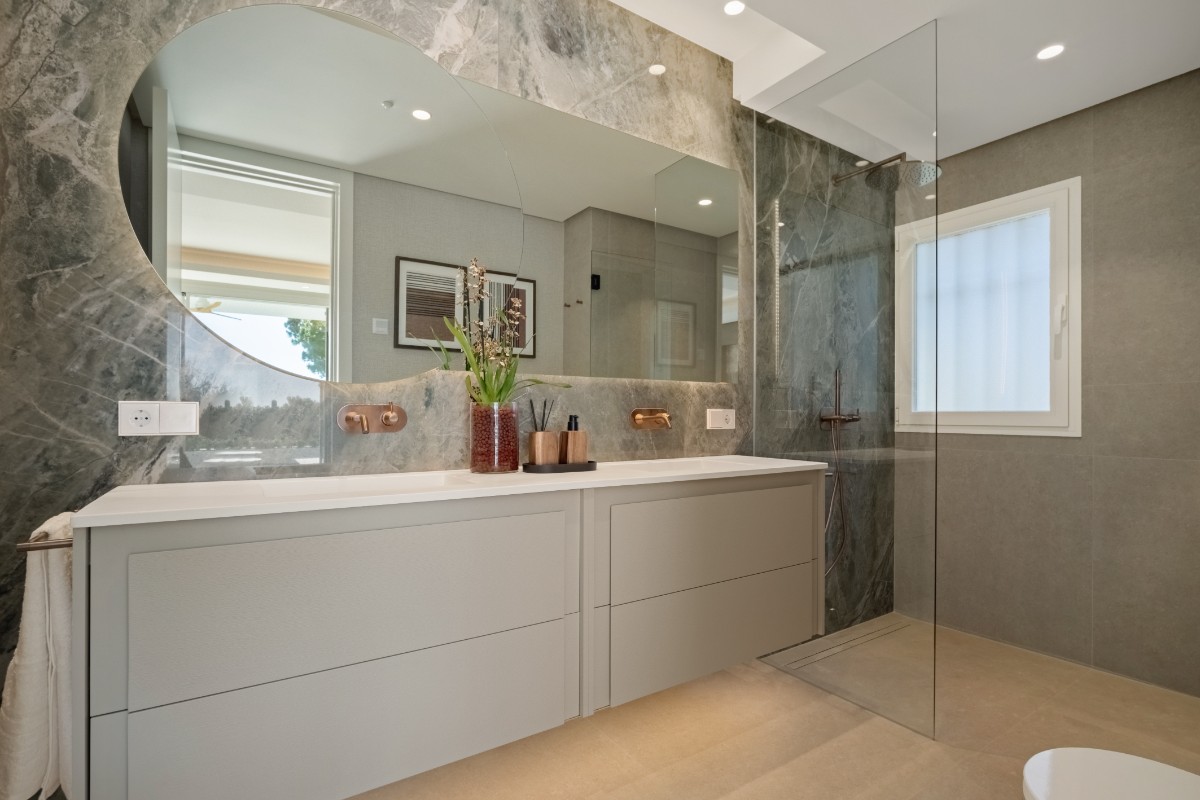 Monte Paraiso 9B, SV2494