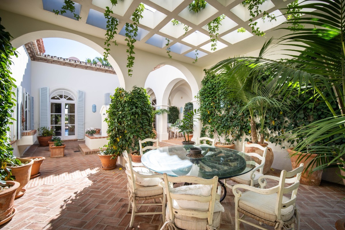 Villa de los Sueños in Marbella Golden Mile SV2047