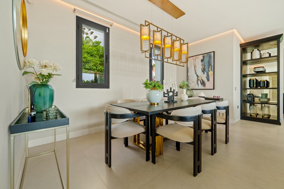 Villa Nova - La Quinta SV2430