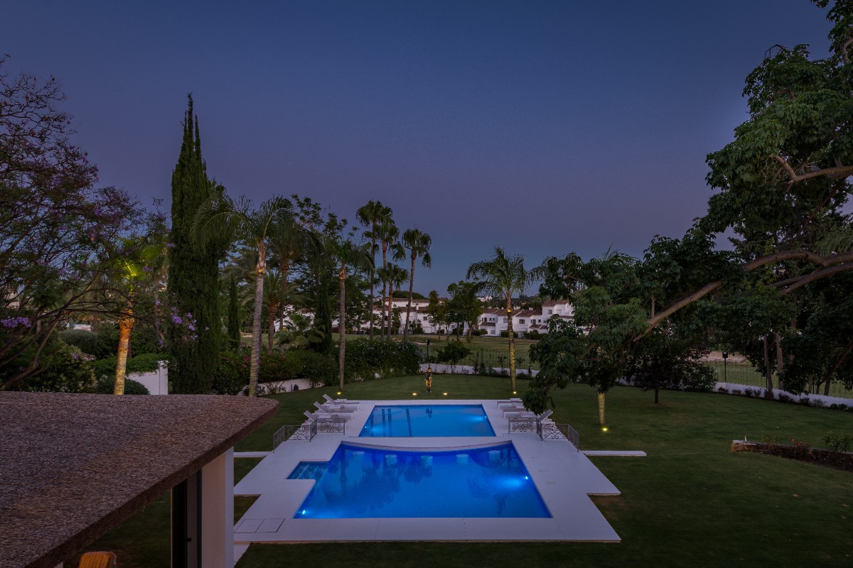 Villa Hermosa in La Cerquilla SV2440