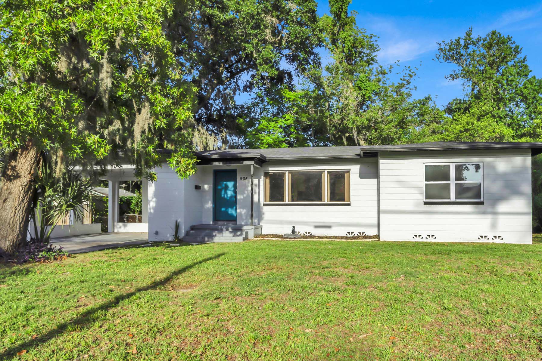 905 Moravon Avenue