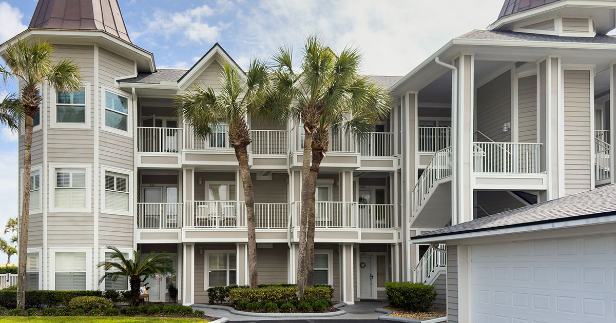 Le Chateau Oceanfront Condos