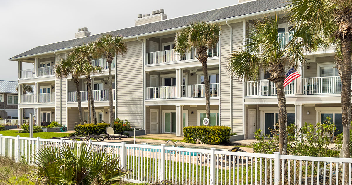 Le Chateau Oceanfront Condos