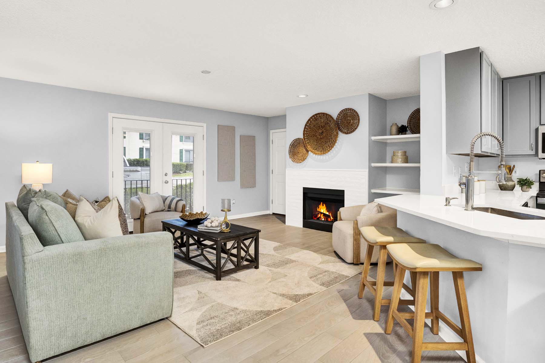 13715 Richmond Park Drive North Unit 702