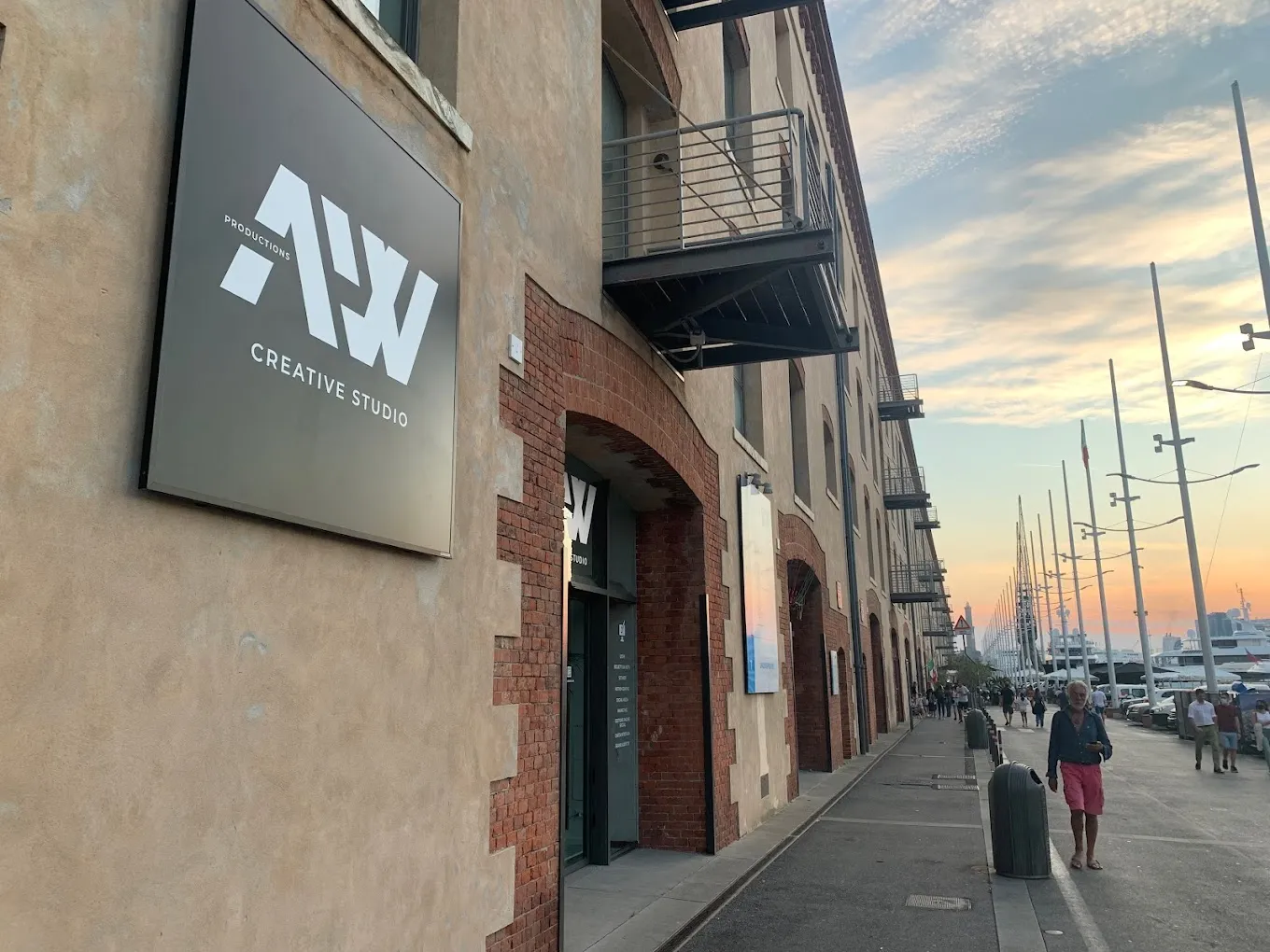 Ingresso di AW Creative Studio in via dei Sansone