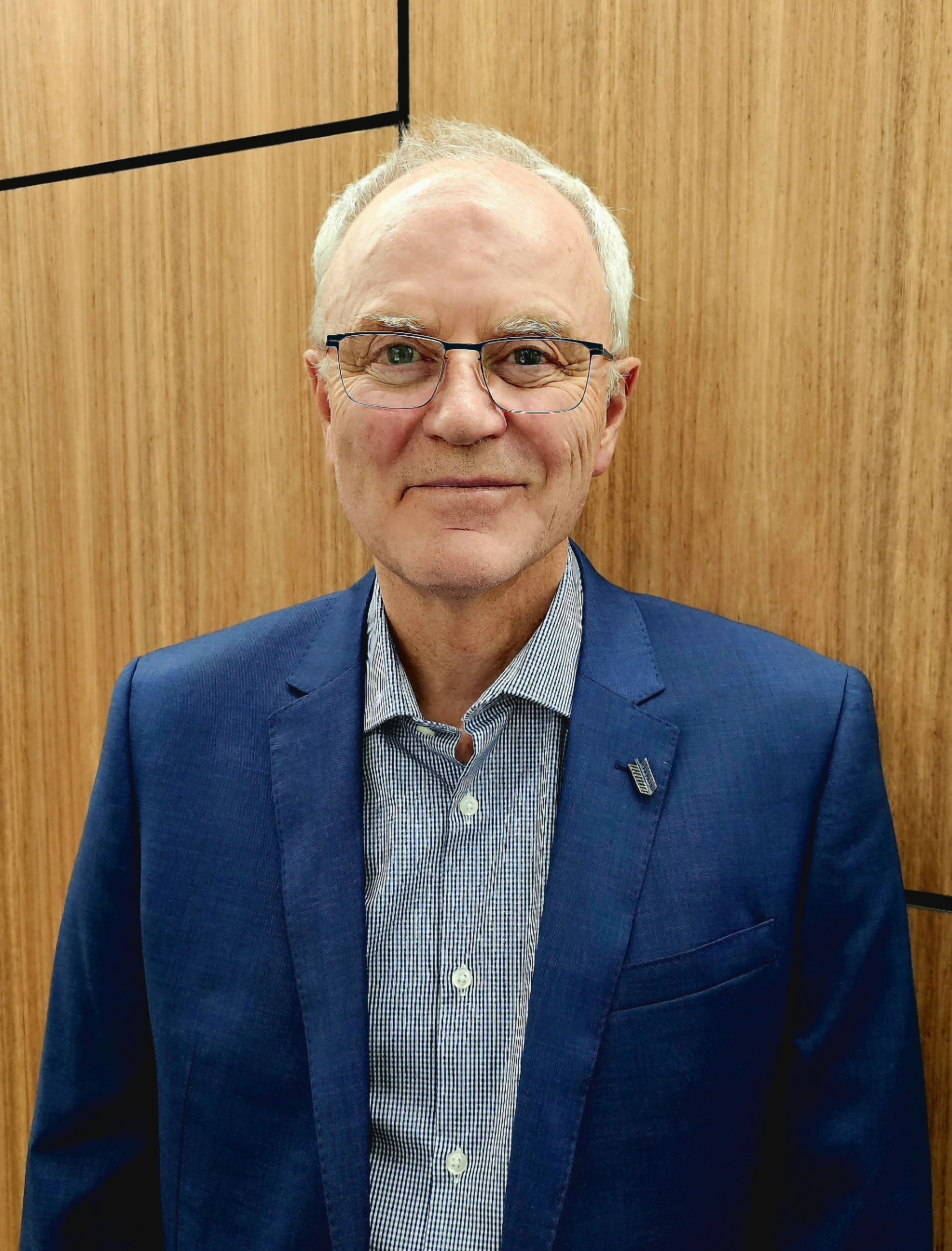 Dr Kevin McKerrow