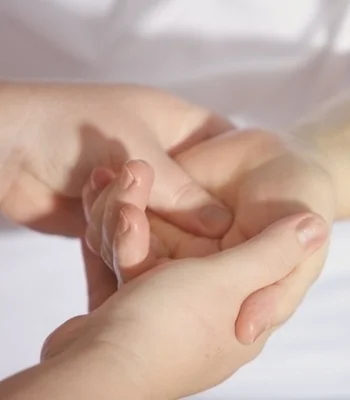 oncology massage therapist