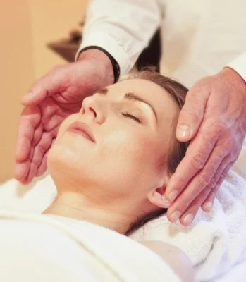 Managing Cancer Pain with Oncology Massage