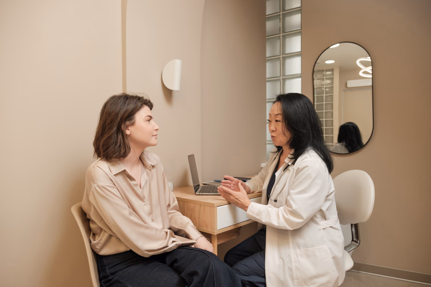 Holistic medicine practice management software interface in ClinicSense.